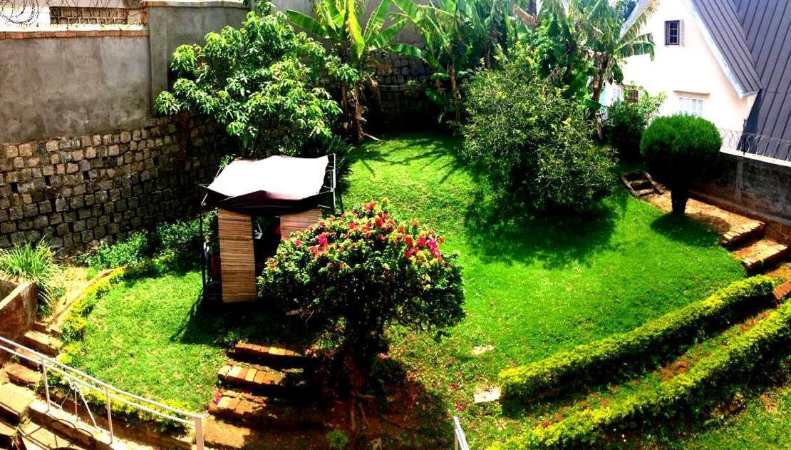 Le Fumoir Guest House Familiale Antananarivo Kültér fotó