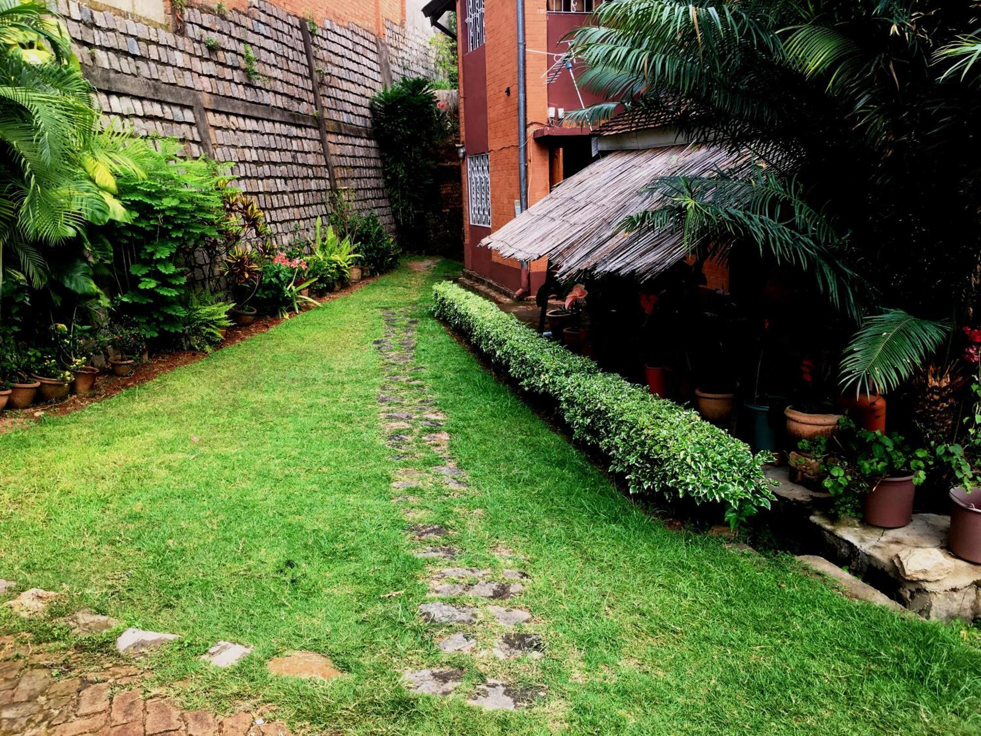 Le Fumoir Guest House Familiale Antananarivo Kültér fotó